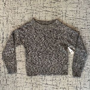 Women’s confetti sweater NWT